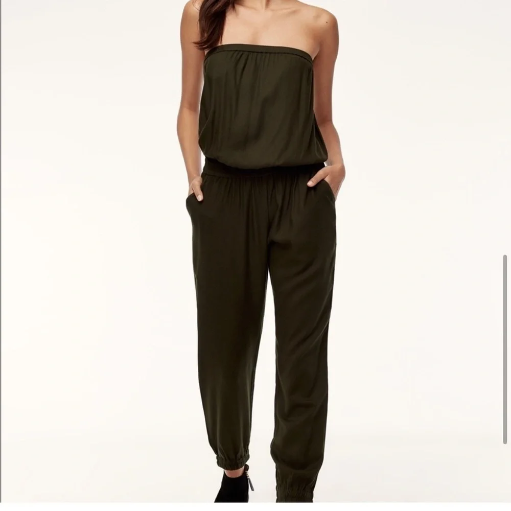 Aritzia Talula Red Tabata Romper (XS)